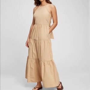 Gap TieBack Halter tiered tan Maxi Dress with side pockets, b Size 16